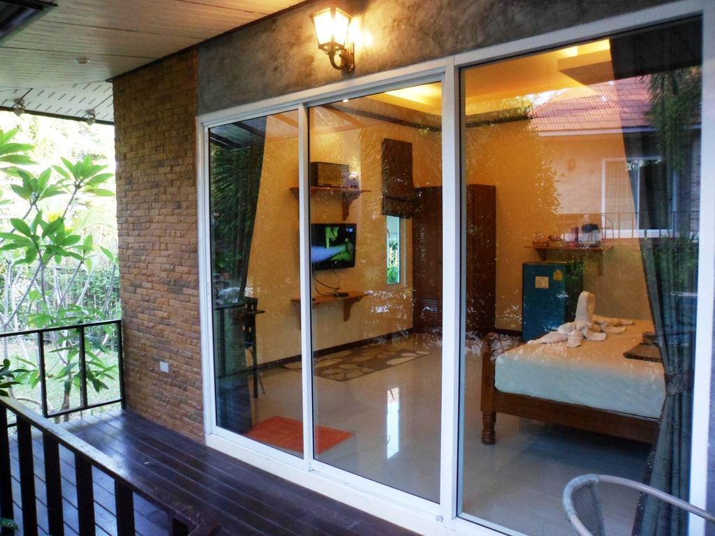 Pennapa Chalet Chalong Rom bilde