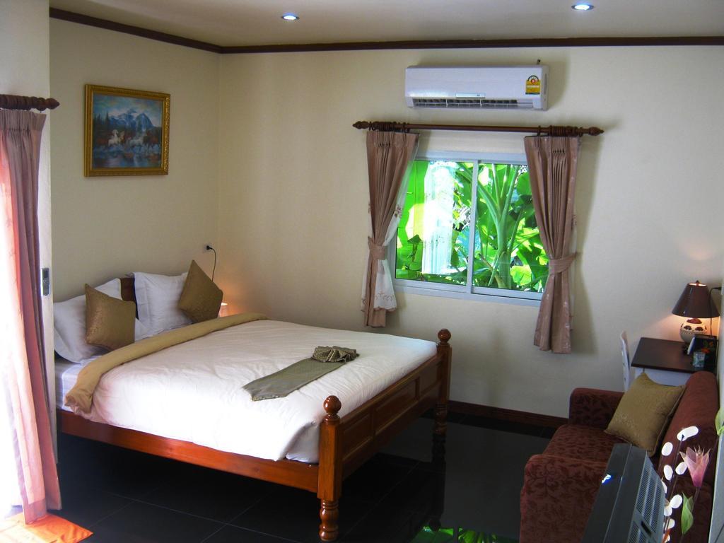 Pennapa Chalet Chalong Rom bilde